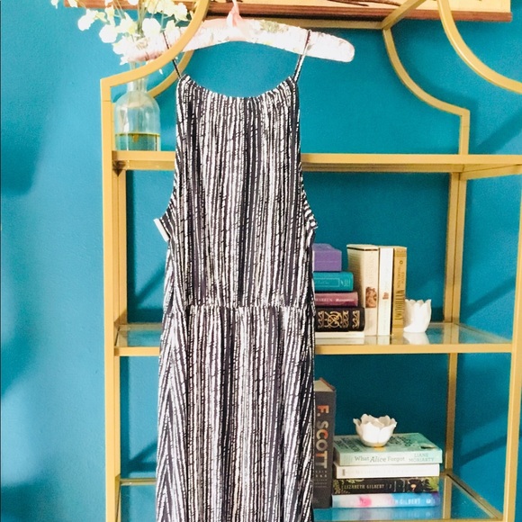 Loft Black and White halter dress - Picture 7 of 8